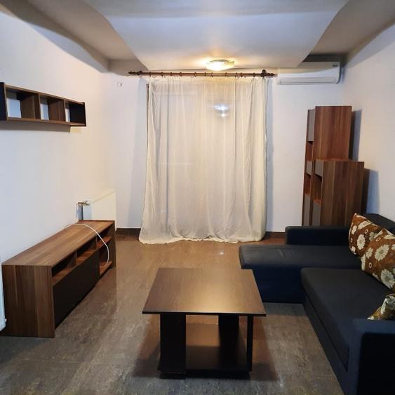 Apartament cu 2 camere decomandat în Circumvalațiunii