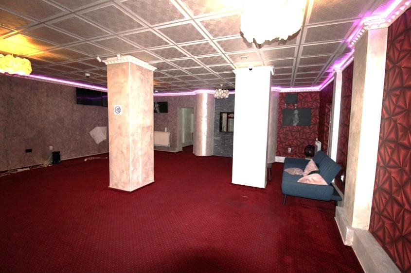 Spatiu comercial in Micro 21 - 2