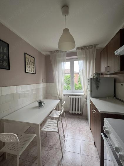 Apartament cu 2 camere semidecomandat în Tipografilor