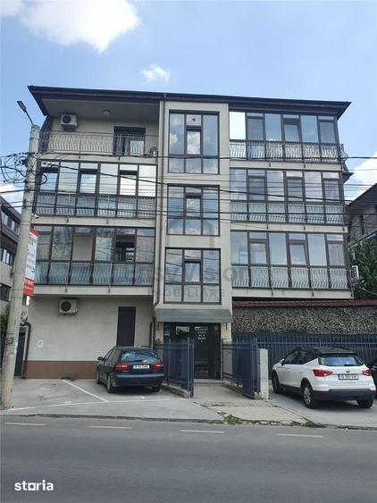 Apartament cu 2 camere decomandat în Fundeni