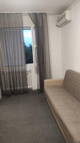 Garsonieră decomandată în Alba Iulia