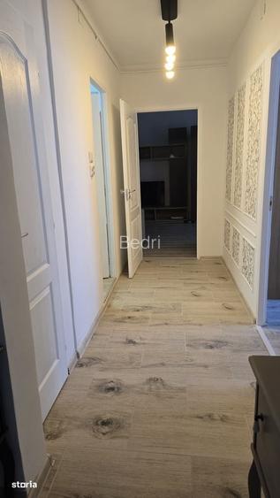 Inchiriez apartament 2 camere renovat