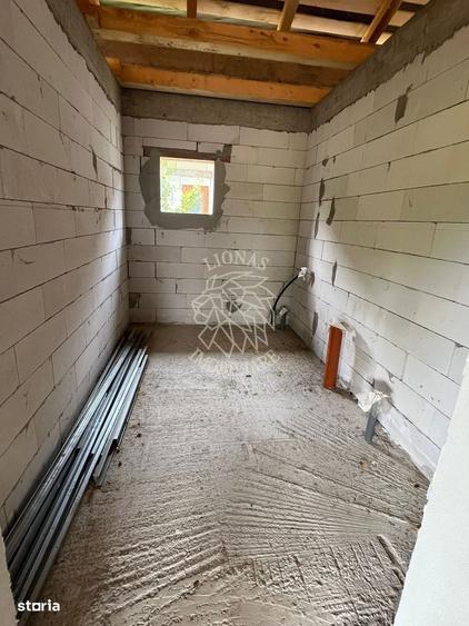 Casă cu 4 camere în Budacu de Sus