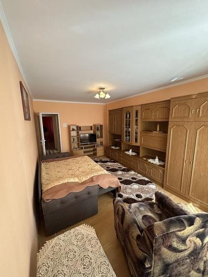 Apartament cu 2 camere în Lazu