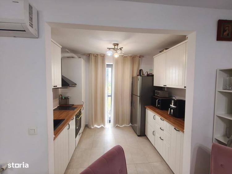 Apartament cu 3 camere în Titan