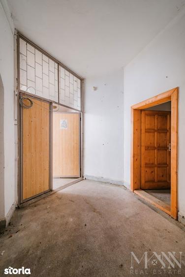 Spațiu comercial, de 540 mp, în Rogerius