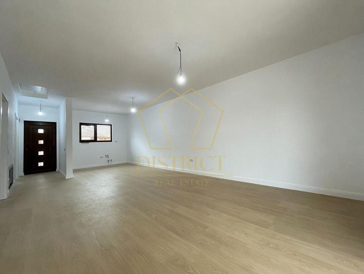 Duplex cu 3 camere cu Canalizare în Moșnița Nouă