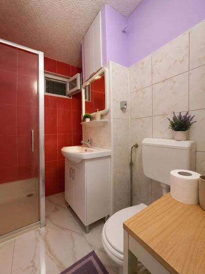 Apartament cu 3 camere decomandat în Dacia