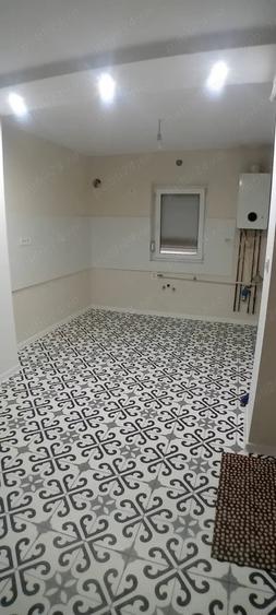 Apartament cu 3 camere semidecomandat în Șagului