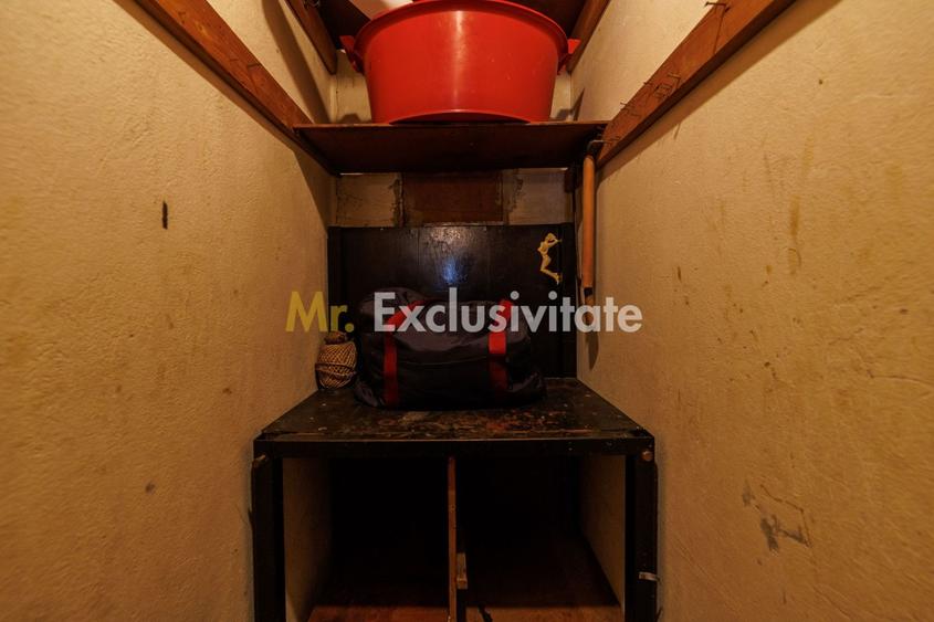 Apartament cu 3 camere decomandat, mobilat în Negru Vodă