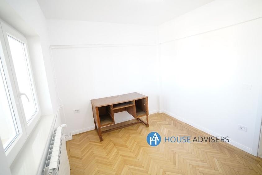 Apartament cu 4 camere, mobilat în Universitate