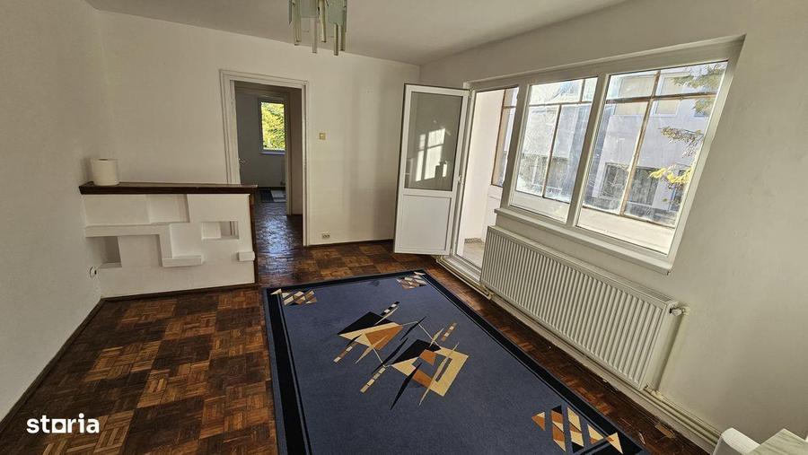 Apartament cu 2 camere semidecomandat în Brazda lui Novac