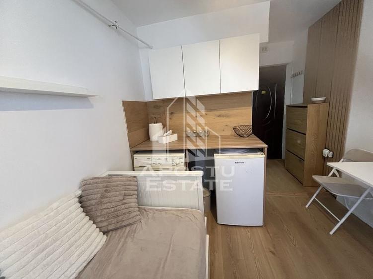 Garsonieră semidecomandată, mobilată în Complex Studențesc