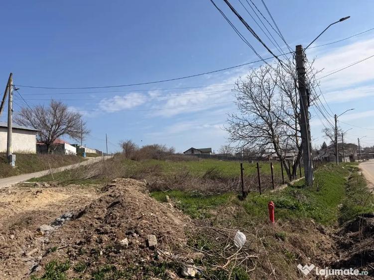Teren în Roata Mică