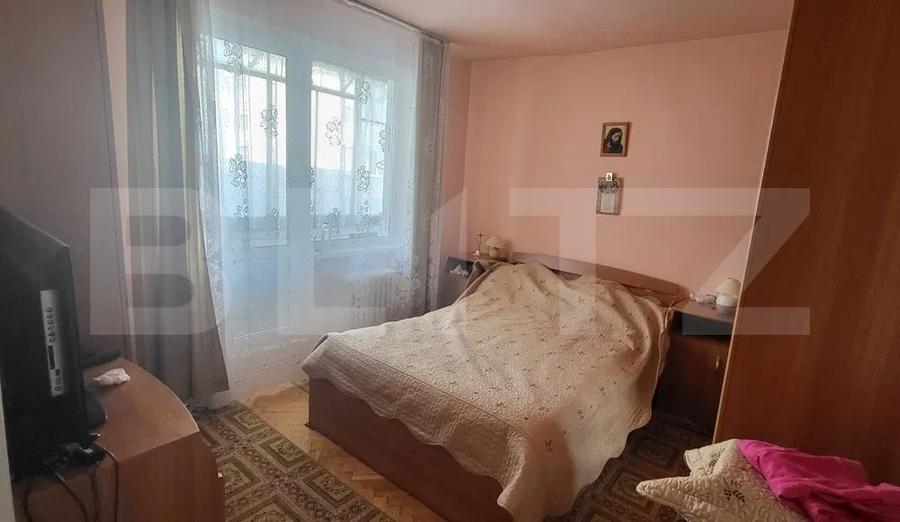 Apartament 3 camere, 72 mp, zona Reghin - 1