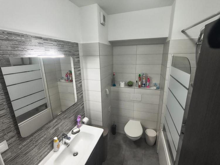 Apartament cu 3 camere decomandat în Tudor Vladimirescu