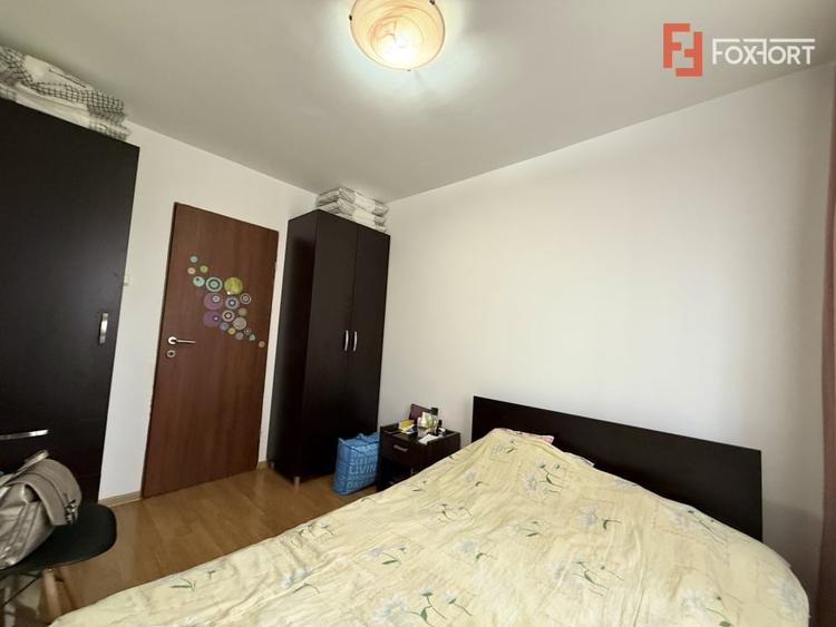 Apartament cu 3 camere semidecomandat, mobilat în Cetății