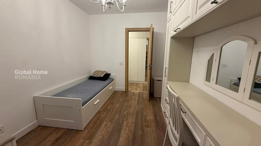 Apartament cu 3 camere decomandat, mobilat în Pajura