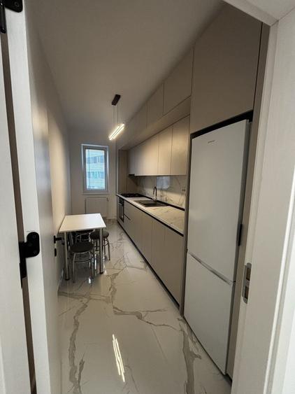 Apartament cu 2 camere decomandat în Roșu