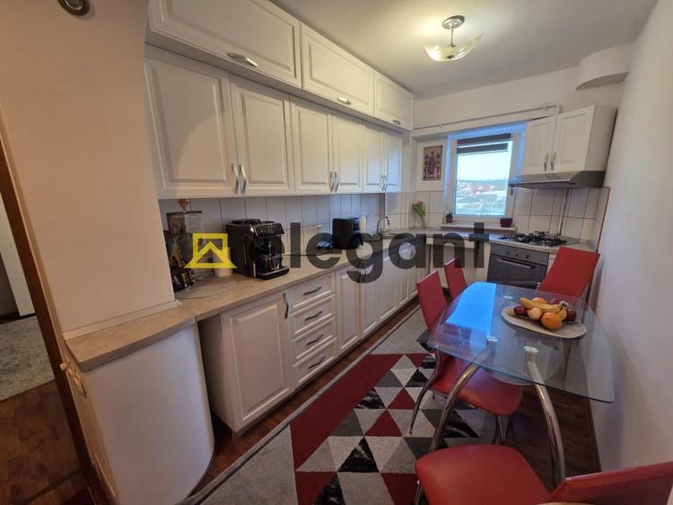 Apartament cu 2 camere decomandat, mobilat în Calea București