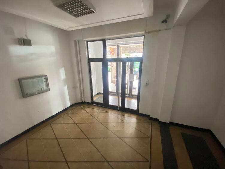 Apartament 3 camere Romană,metrou la scara,v20 - 2