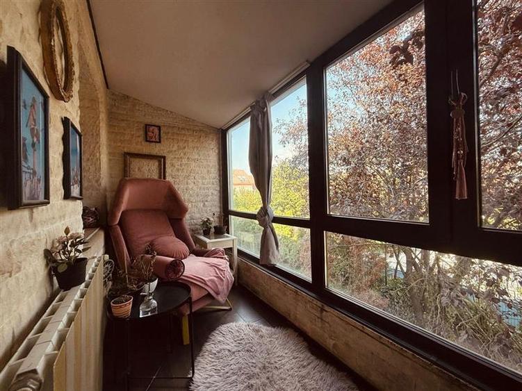 Duplex cu 6 camere cu Piscina în Iancu Nicolae