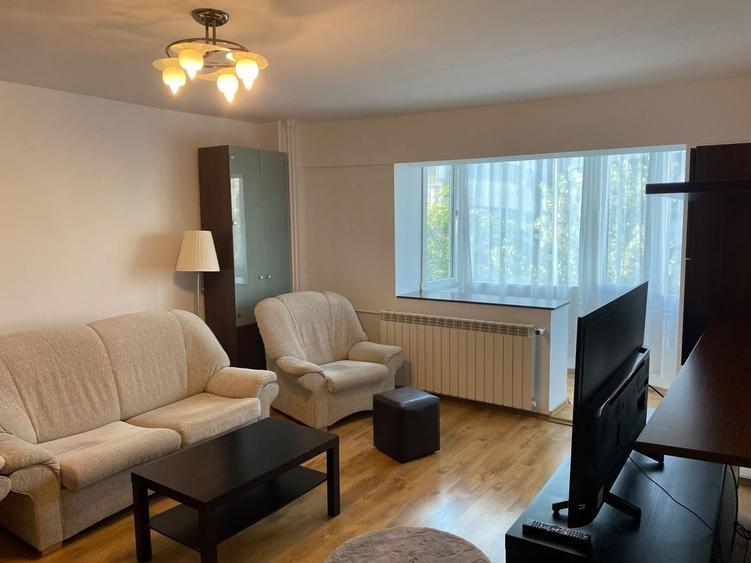 Apartament cu 2 camere decomandat, mobilat în Unirii