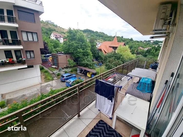 Apartament cu 2 camere semidecomandat, mobilat în Gruia