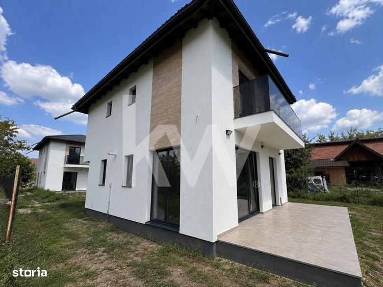 Casă cu 4 camere în Sânpetru
