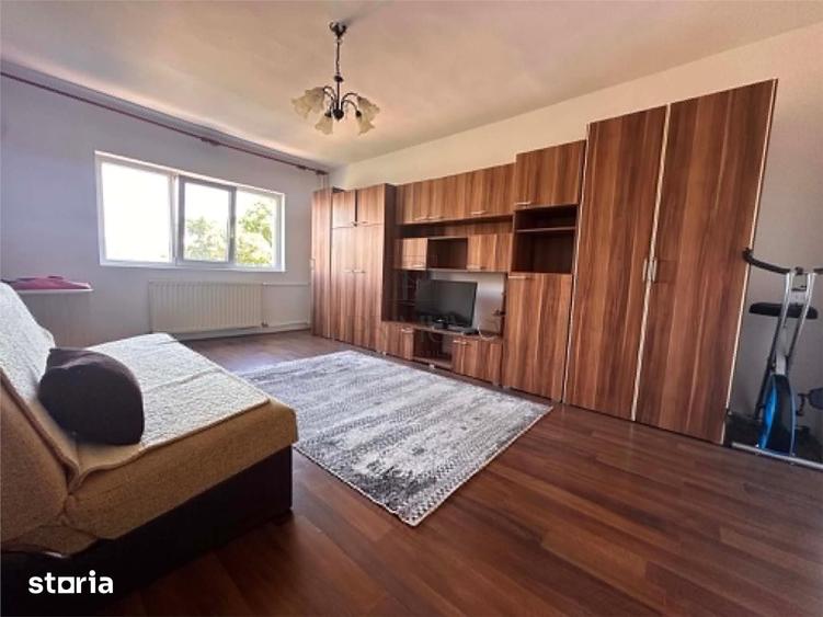 Apartament cu 2 camere decomandat în Lipovei