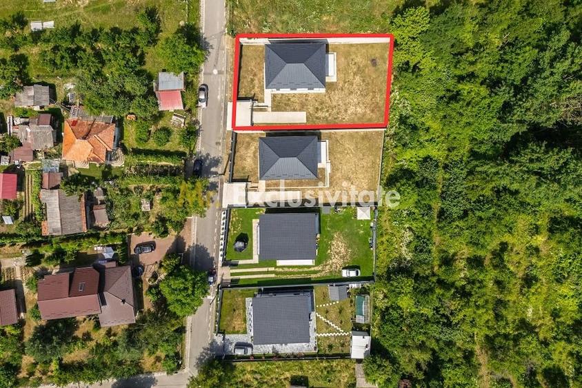 Casă cu Teren 663 Mp în Argeșelu
