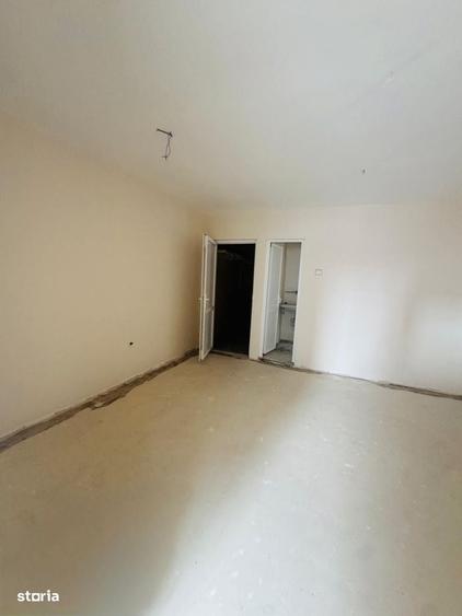 Spațiu comercial, de 35 mp, în Granit