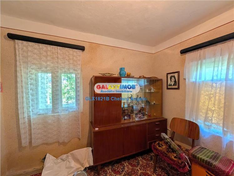 Casă cu 3 camere cu Teren 3000 Mp în Lipia