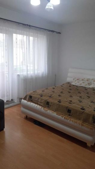 Apartament cu 3 camere decomandat în Mărăști