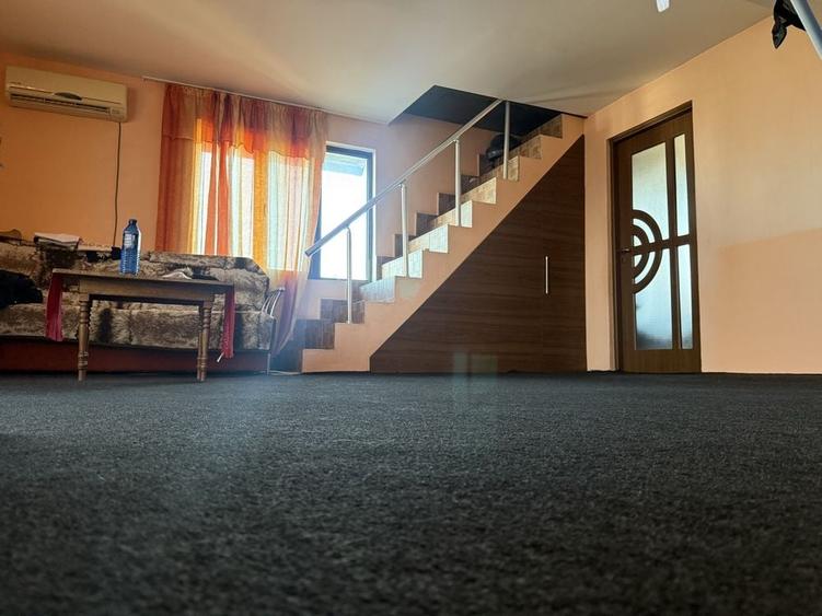 Casă cu 4 camere în Bucov