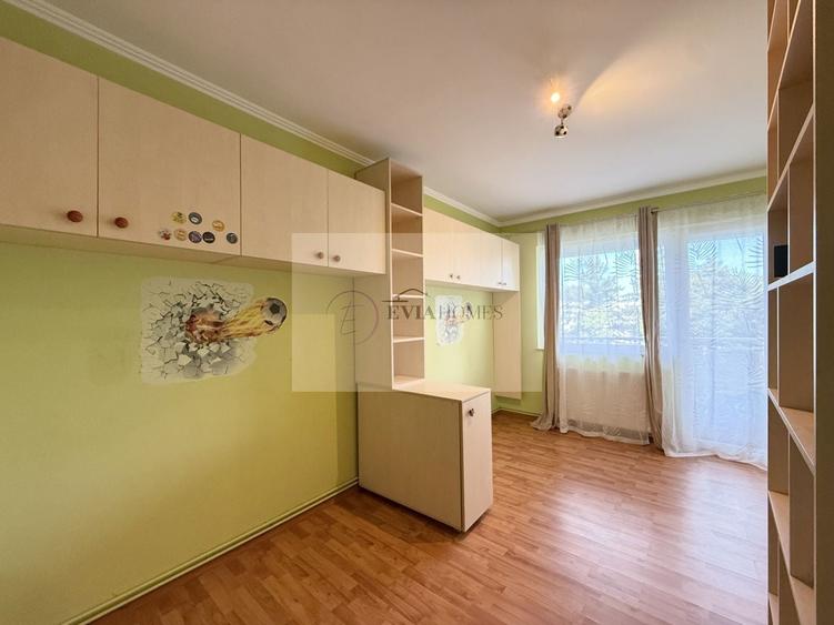 Apartament cu 4 camere decomandat, mobilat în Gheorgheni