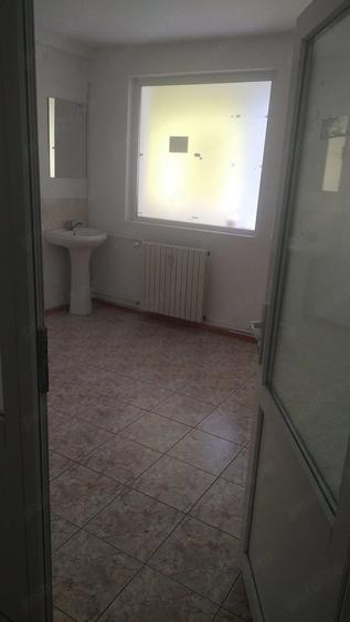 Spațiu comercial, de 60 mp, în Ultracentral