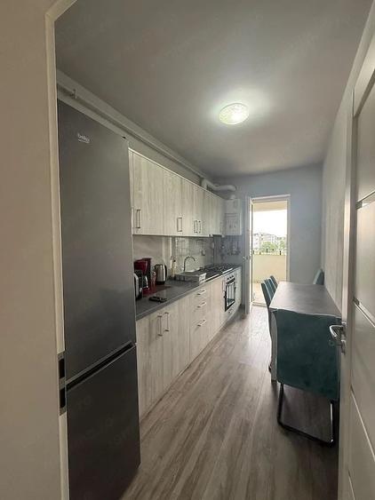 Apartament cu 2 camere decomandat în Giroc