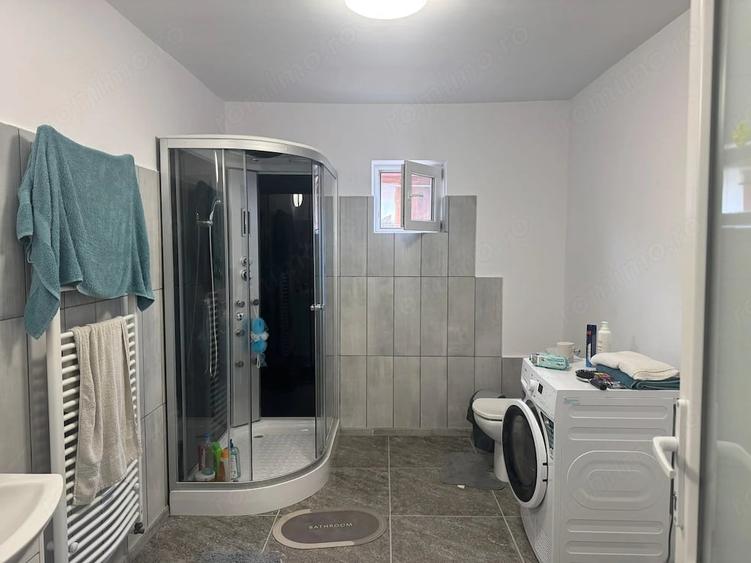 Casă cu 5 camere cu Teren 1690 Mp în Turcheș