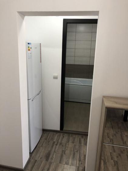 Inchiriez Apartament 2 camere - 7