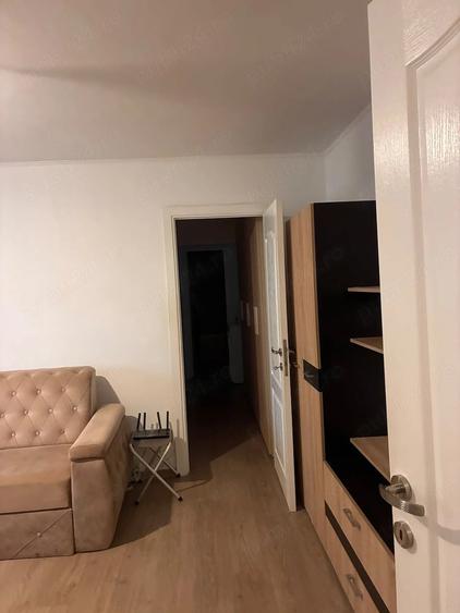 Apartament cu 2 camere decomandat în Adâncata