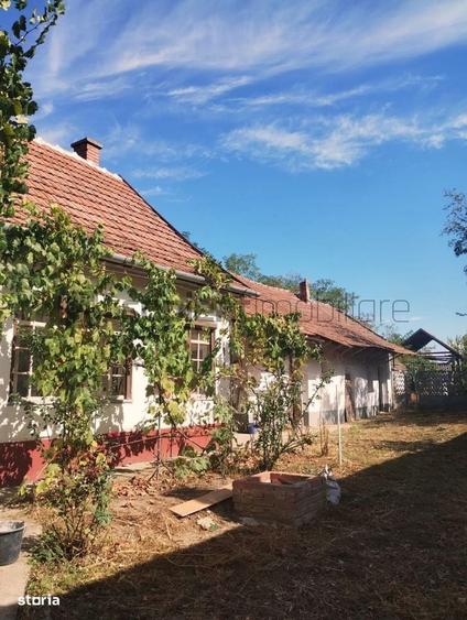 Casă cu 3 camere în Borș