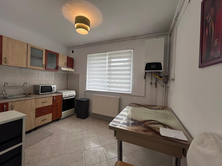 Apartament cu 2 camere decomandat în Bartolomeu