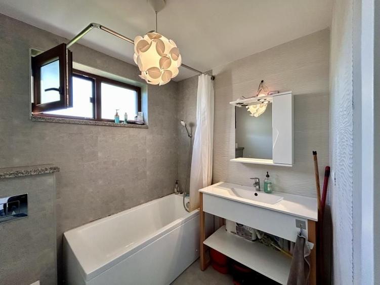 Apartament cu 2 camere decomandat, mobilat în Păulești