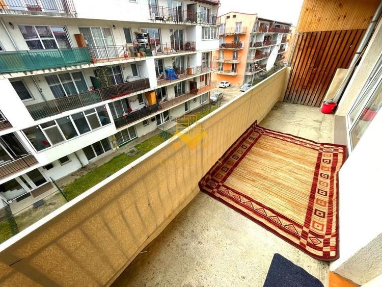 Apartament cu 2 camere semidecomandat, mobilat în Florești