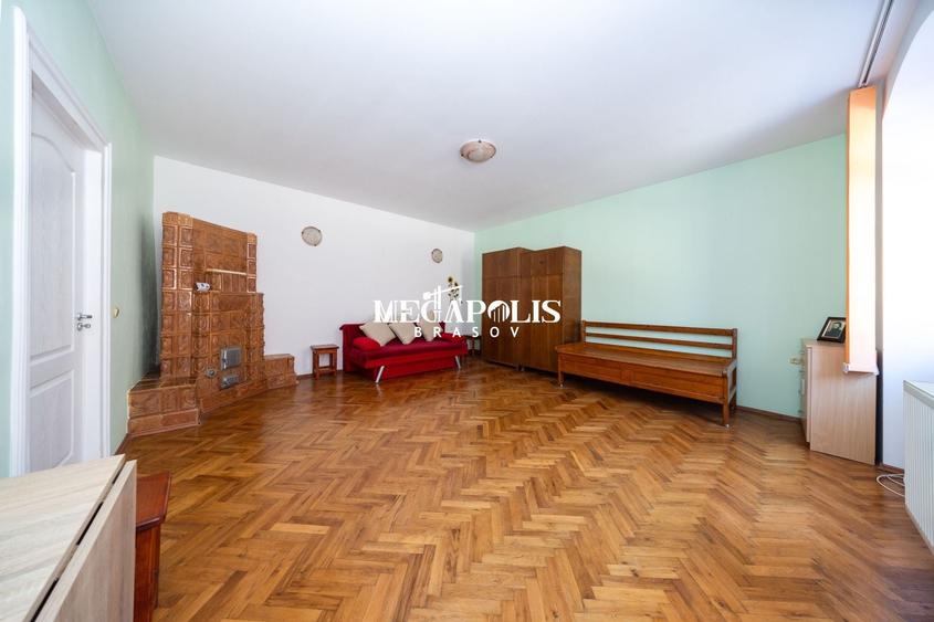 Apartament cu 2 camere semidecomandat în Centrul Istoric
