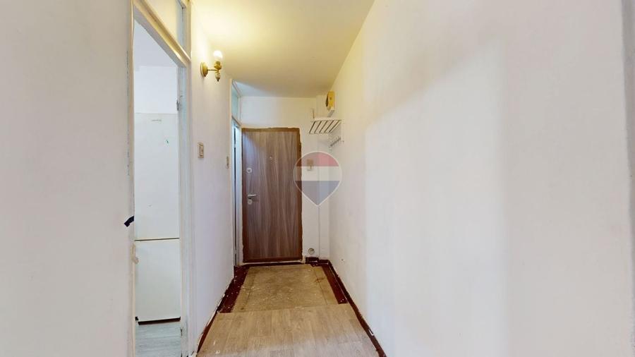 Apartament cu 2 camere decomandat în 13 Decembrie