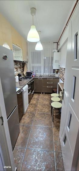 Apartament cu 2 camere decomandat în Gara