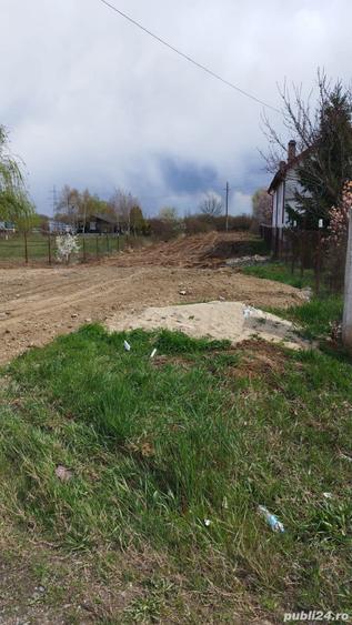 Teren de 1250 mp, în Săbăreni