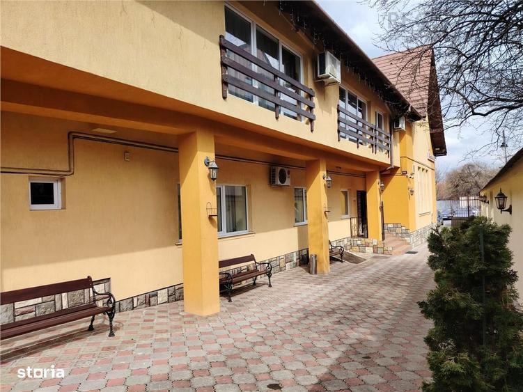 Spațiu comercial, de 366 mp, în Central